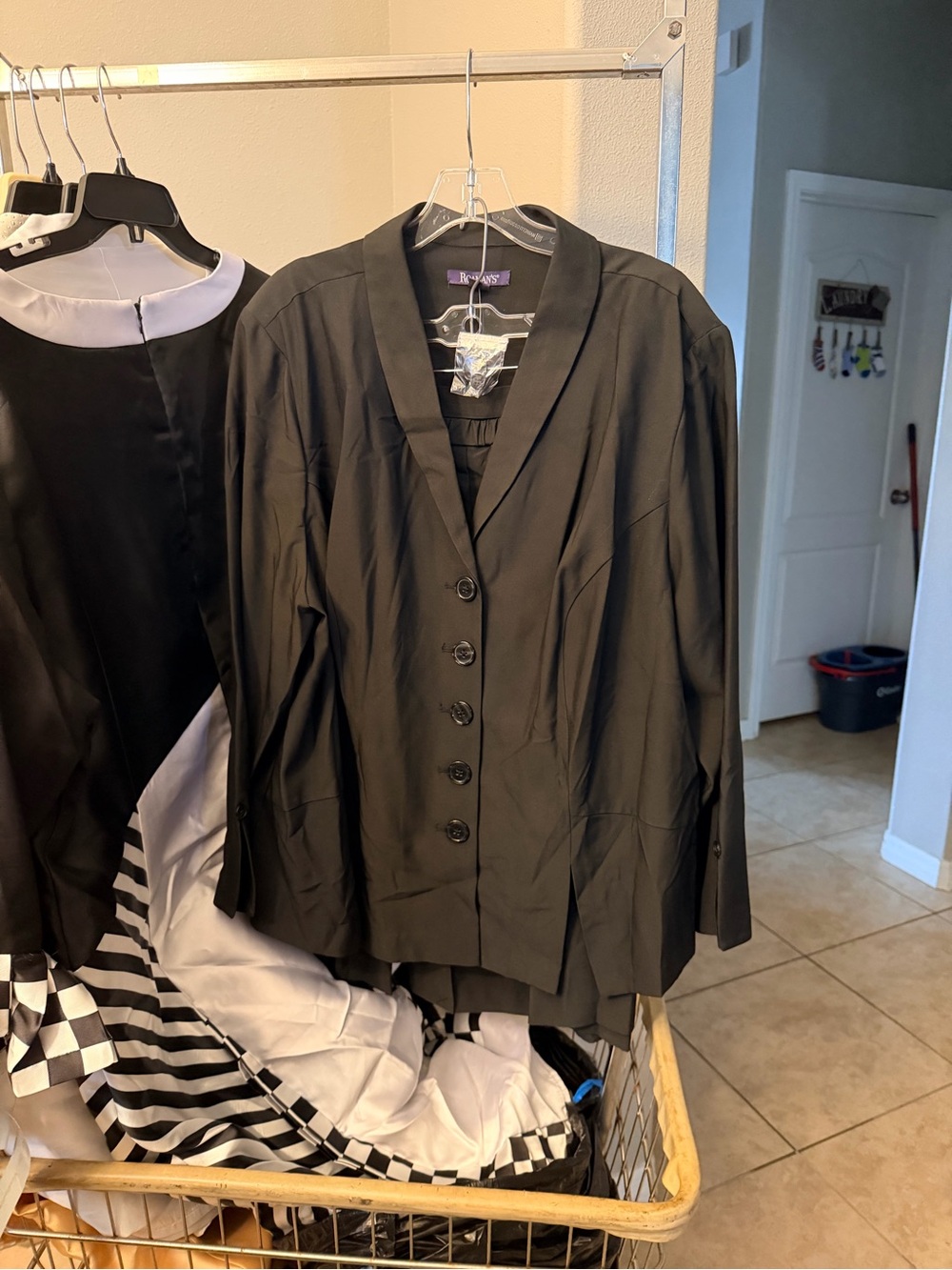 Black Women's Button-Front Blazer Jacket and Skirt - Classic Workwear